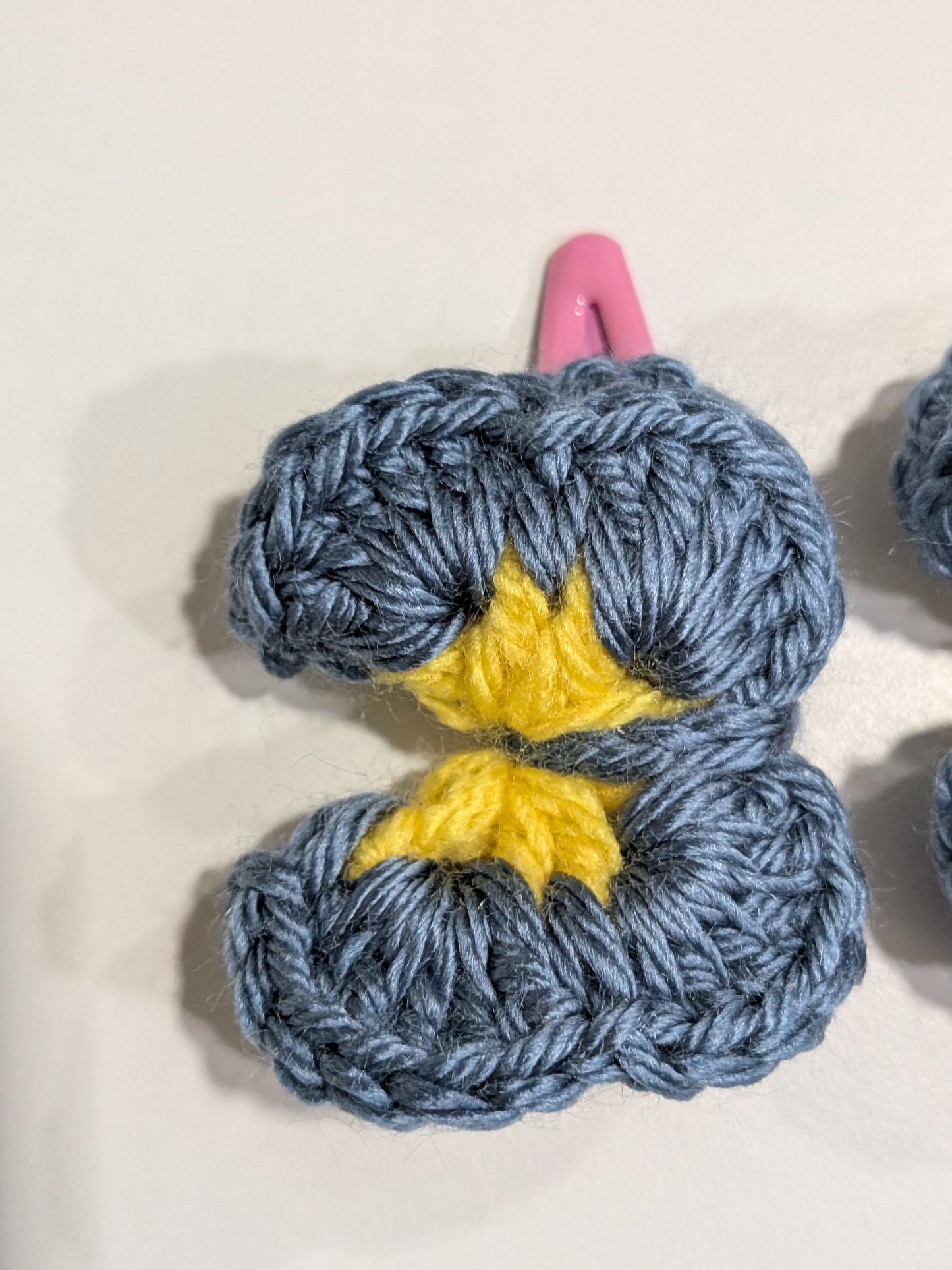 Grey Daisy Hair Clip