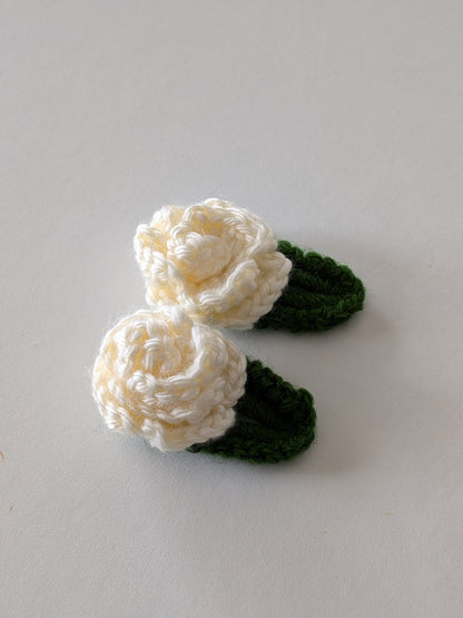 Pristine White Hair Clip