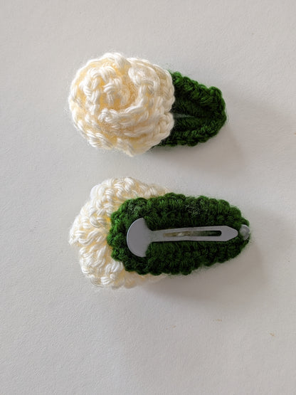 Pristine White Hair Clip