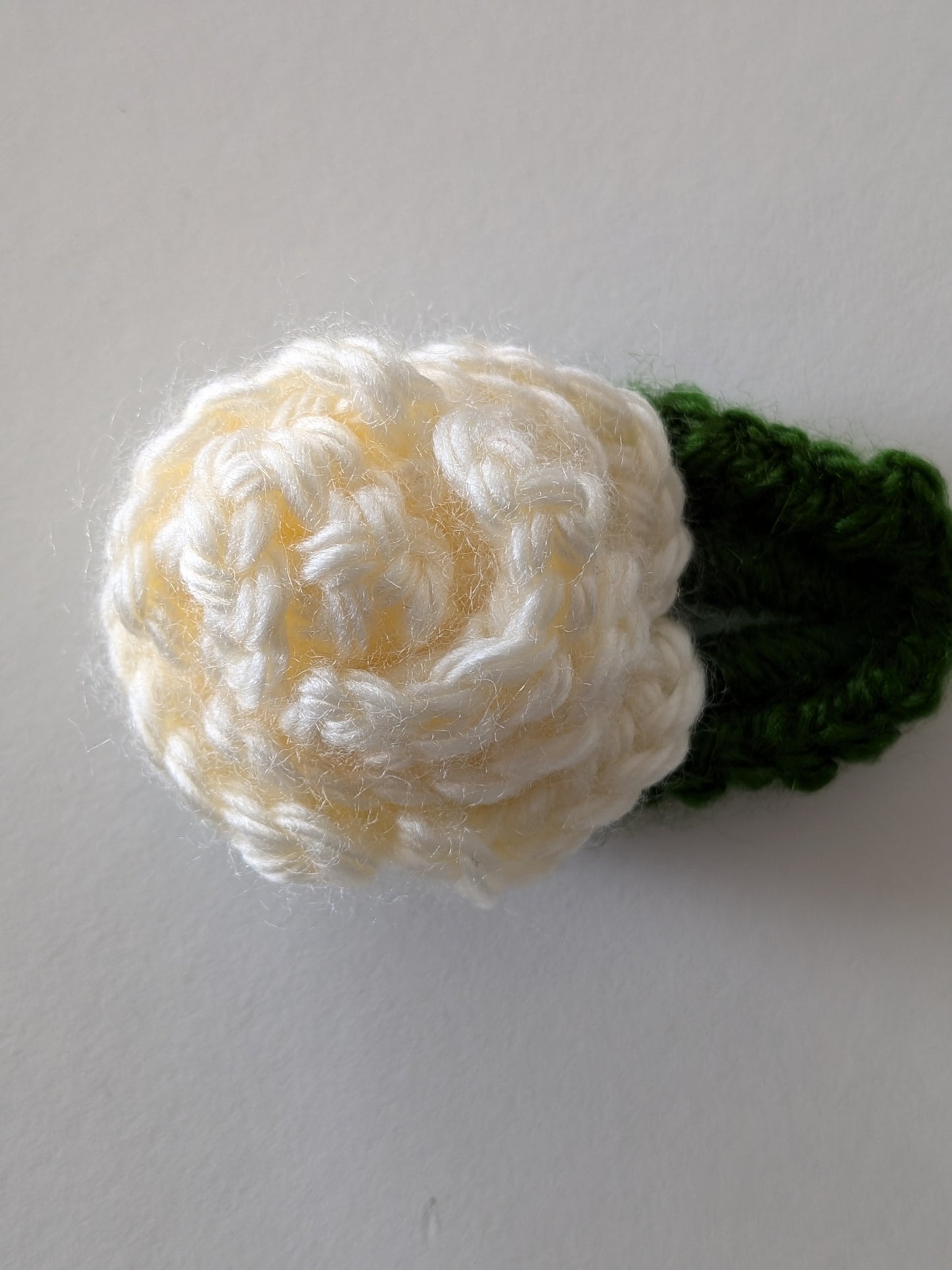 Pristine White Hair Clip