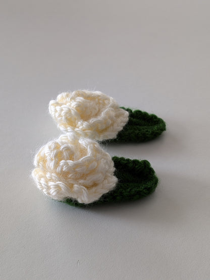 Pristine White Hair Clip